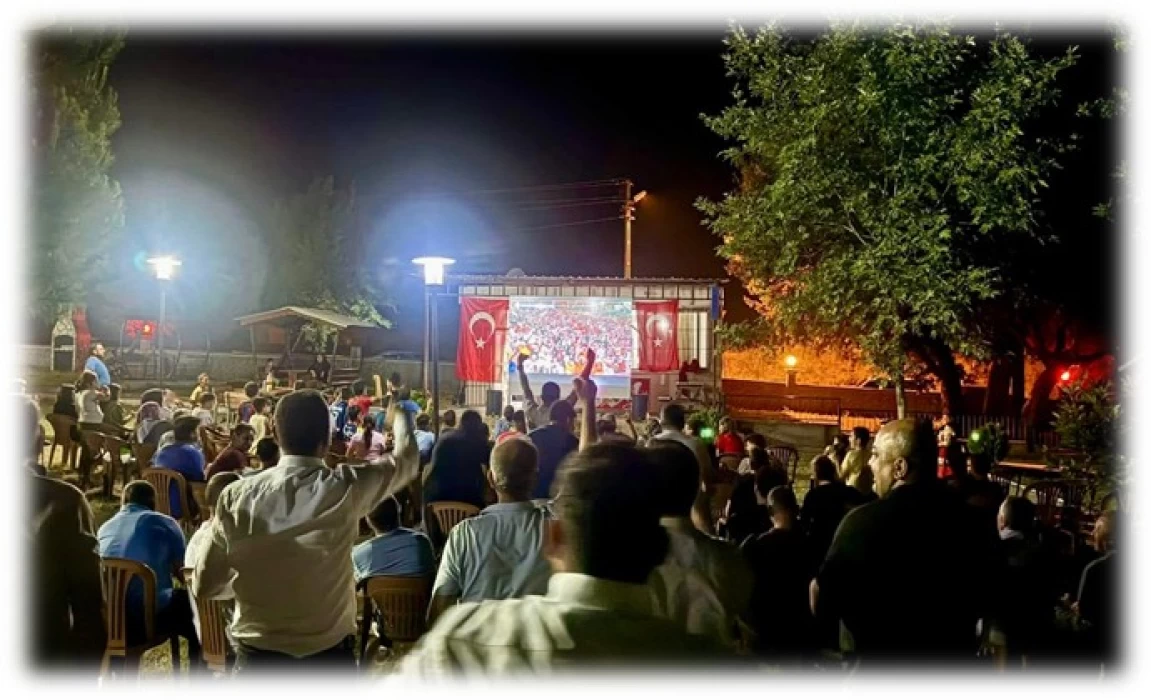 Yarbaşı’nda Milli Maç Coşkusu!
